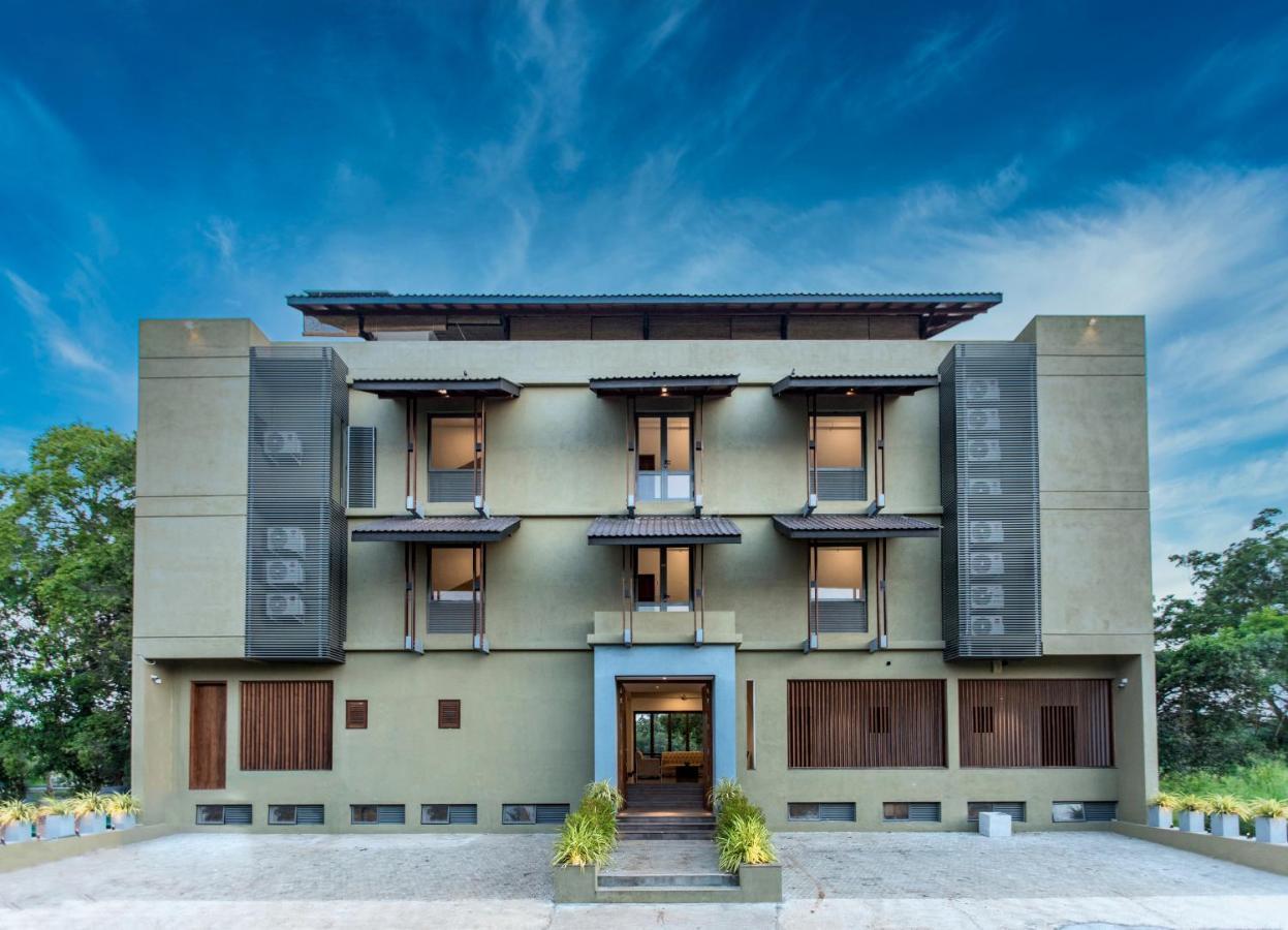 Earls Rajarata Hotel Anuradhapura Exterior photo